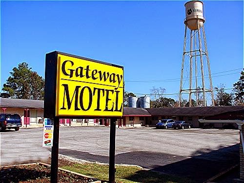 Gateway Inn Motel